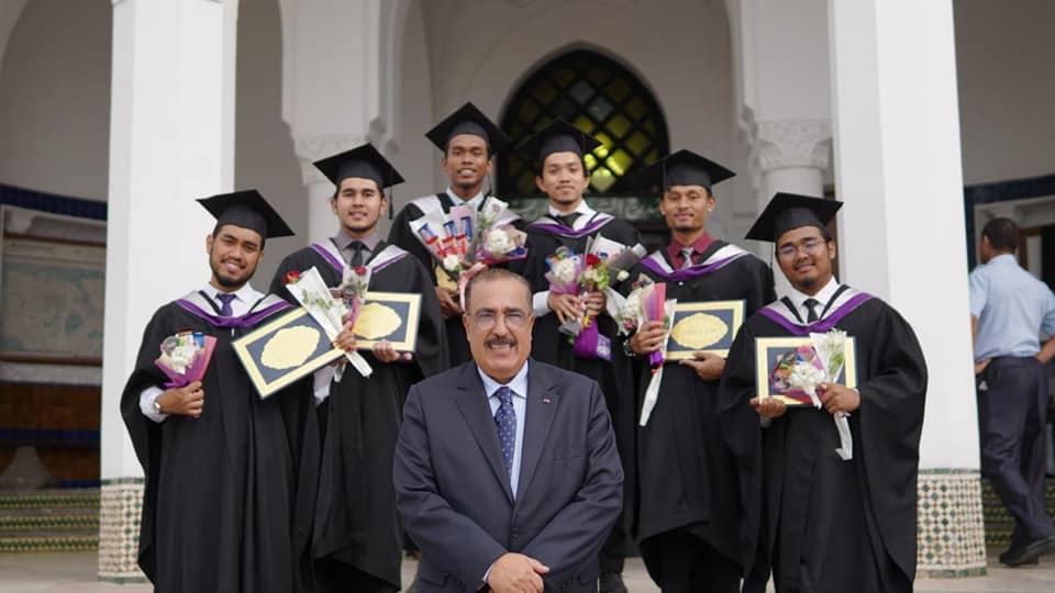 Tahniah Alumni KIS di Maghribi